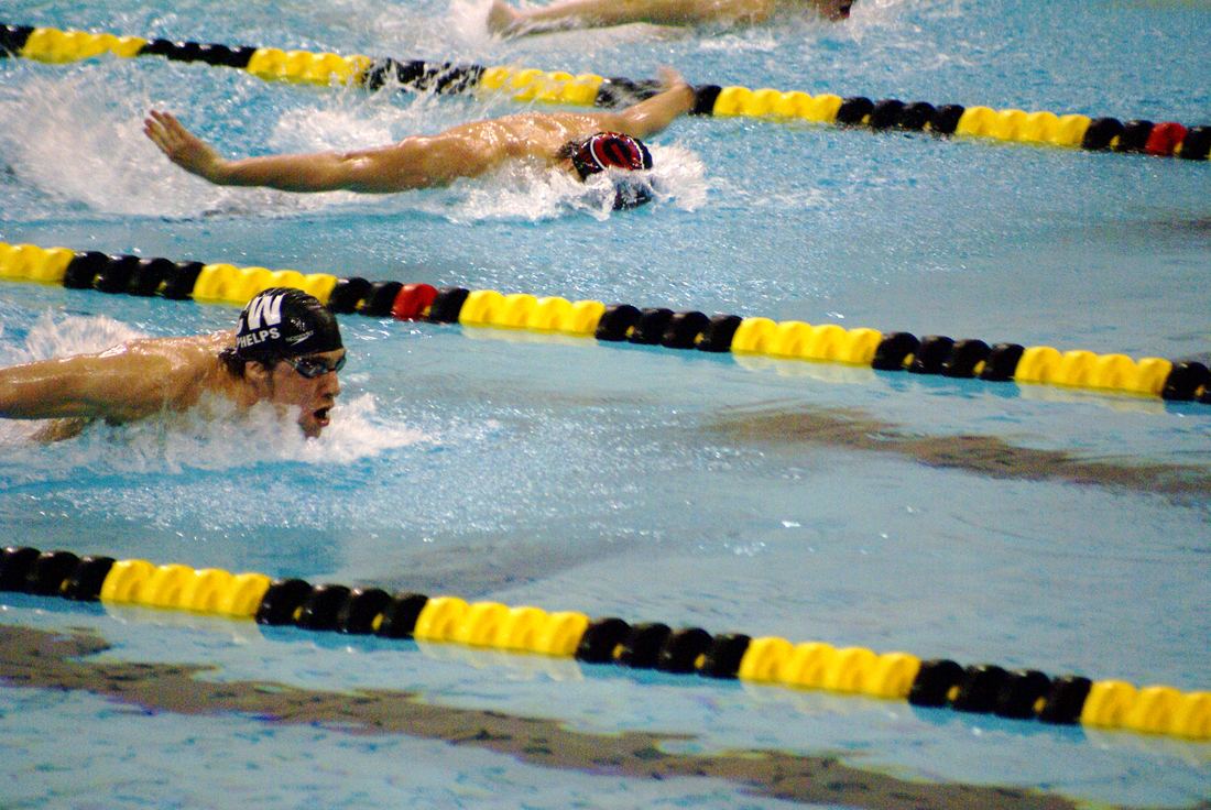 Michael Phelps swimming the 400 metres individual medley